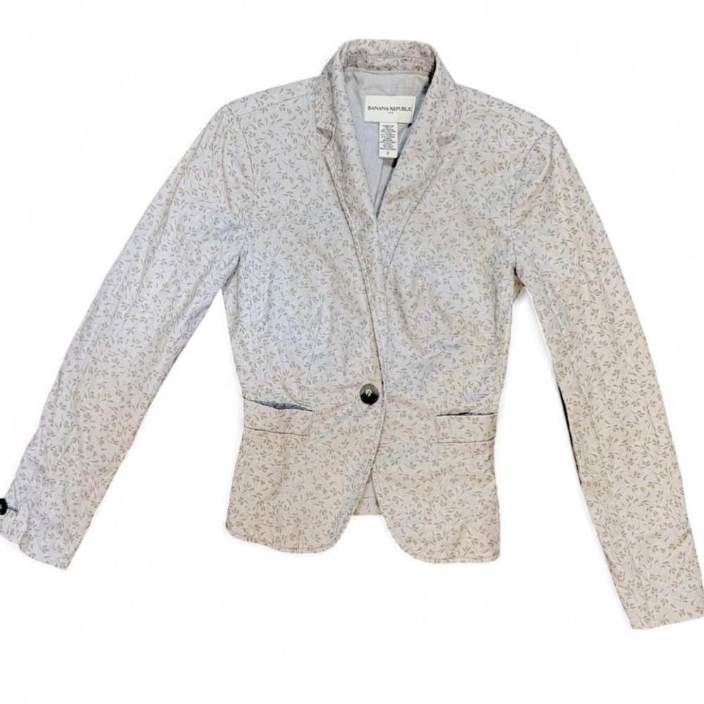 Banana Republic light gray floral leaf cotton blazer